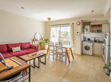 Departamento · 37m² · 2 Ambientes · Venta Depto 2 Amb con Balcón y Patio - Caseros