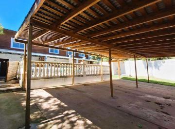 Casa · 140m² · 7 Ambientes · 3 Cocheras · Venta Urgente Complejo Tres Cabañas Acantilados