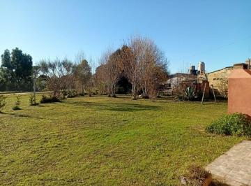 Casa · 90m² · 3 Ambientes · Venta Casa con Gran Parque de 900 m²