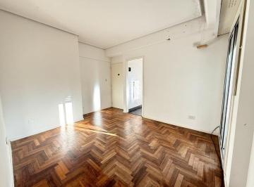 Departamento · 31m² · 2 Ambientes · Venta Dpto. 2 Ambientes Coghlan Apto Crédito.