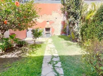 PH · 53m² · 3 Ambientes · PH 3 Amb Venta Flores Jardin y Patio Apto Credito.