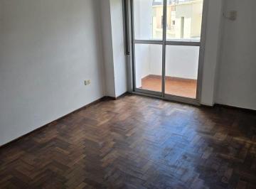 Departamento · 57m² · 3 Ambientes · Venta Departamento 2 Dorm. y 2 Balcones en Alberdi