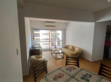 Departamento de 4 ambientes, Balvanera · Amplio y Luminoso 4 Ambientes. 2baños. Balcón y Lavadero. Sin Comisión.