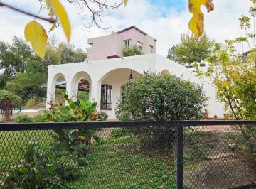 Casa · 119m² · 8 Ambientes · 1 Cochera · Venta Casa 3 Dorm. Villa del Lago Carlos Paz