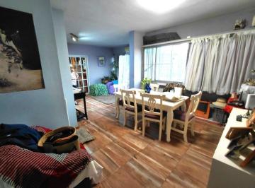Departamento · 69m² · 4 Ambientes · Venta Departamento 4 Amb 69 m² Luminoso V. Lugano
