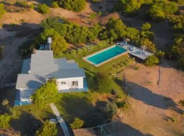 Edificio · 346m² · 7 Ambientes · 4 Cocheras · Complejo de Cabañas en Venta - 4 Dorm. 4 Baños - Cocheras - 3 Hectáreas - Villa Gesell