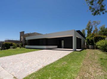 Casa · 185m² · 4 Ambientes · 2 Cocheras · Venta Casa 4 Amb Reserva Cardales Country Club
