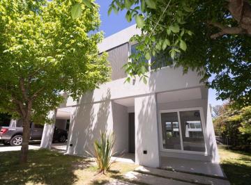 Casa · 168m² · 5 Ambientes · 2 Cocheras · Venta Casa 5 Amb en Sofitel Cardales Country Club