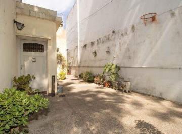 Casa · 158m² · 6 Ambientes · Vta en Block 2 Viviendas V. Martelli Apto Credito