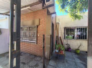 Casa · 129m² · 3 Ambientes · 1 Cochera · Venta Casa a Refaccionar 3 Ambientes Castelar Sur