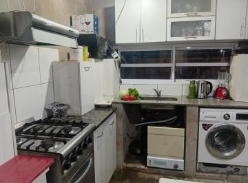 Casa · 64m² · 3 Ambientes · Alquiler - Casa Mariano Acosta Barrio Semi Cerrado