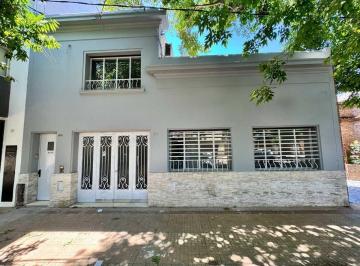 PH · 115m² · 5 Ambientes · 1 Cochera · PH Casa Venta La Plata 3 Dorm. Cochera