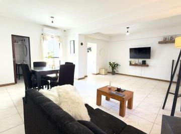 Casa · 135m² · 3 Ambientes · 1 Cochera · Casa Venta La Plata 2 Dorm. Patio Cochera