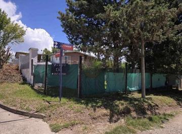 Casa · 210m² · 3 Ambientes · Casa en Venta - 2 Dorm. 2 Baños - Villa Carlos Paz