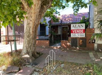 Casa · 225m² · 3 Ambientes · 1 Cochera · Casa 3 Amb + Depto 2 Amb en Block