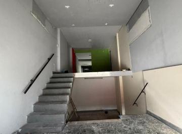 Local comercial · 51m² · 2 Ambientes · Venta de Local Comercial Estratégico a Pasos de Constitución San Fernando ¡Metraje Duplicado!