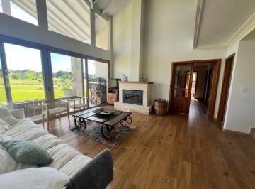 Casa · 305m² · 5 Ambientes · 2 Cocheras · Venta Casa con Vista Al Lago, Chacras de La Cruz