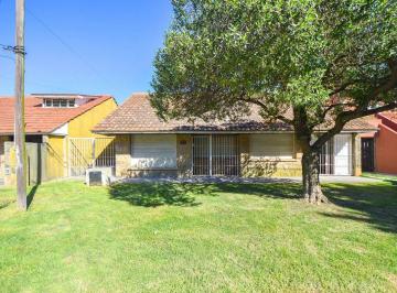 Casa · 101m² · 4 Ambientes · Venta Casa en PH 4 Amb Bº Zacagnini a 2 del Mar