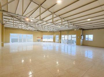 Local comercial · 326m² · Salón de Eventos Bella Vista