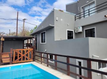 Departamento · 176m² · 3 Ambientes · Tres Dptos con Piscina a 500 m Centro Cosquin