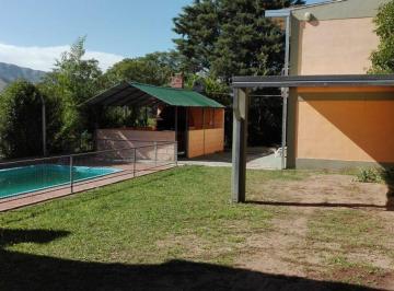 Casa · 155m² · 4 Ambientes · 1 Cochera · 2 Duplex en Venta Bialet Masse Escritura