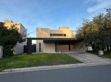 Casa · 130m² · 4 Ambientes · 2 Cocheras · Casa 3 Dorm C Pileta Cañitas Barrio Priv Malagueño