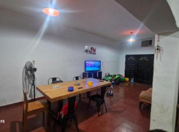 Casa · 150m² · 6 Ambientes · Casa en Venta - 4 Dorm. 3 Baños - Córdoba
