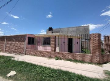Casa · 183m² · 5 Ambientes · 2 Cocheras · Casa en Venta San Luis Barrio Solares del Norte