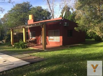 Quinta vacacional · 75m² · 3 Ambientes · 2 Cocheras · Quinta en Venta - 2 Dorm. 2 Baños - 75 m² - Chascomus