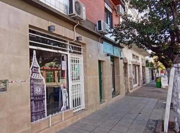 Casa · 123m² · 7 Ambientes · 1 Cochera · Casa en Venta - 3 Dorm. 1 Baño - Local - 186 m² - Ramos Mejía