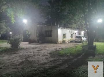 Casa · 330m² · 6 Ambientes · Casas en Venta - 4 Dorm. 2 Baños - 20.000 m² - Zelaya