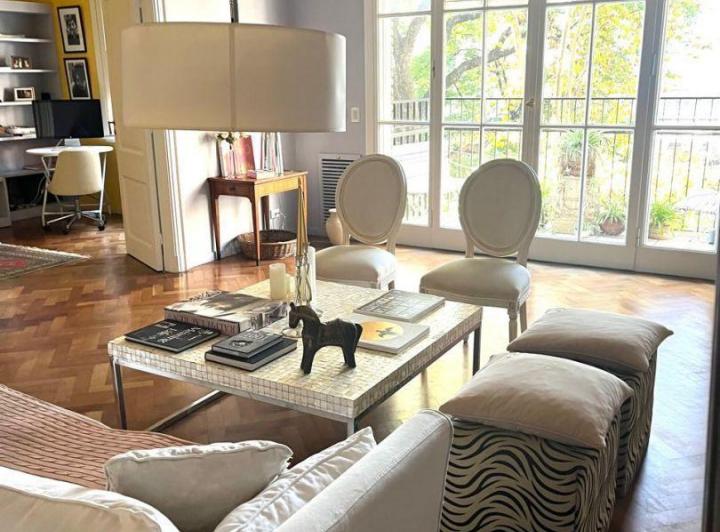 Venta Exclusivo Piso de Categoría Vista Plaza Barrientos, Recoleta