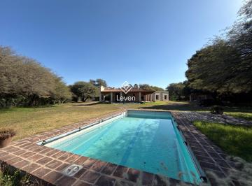 Casa · 374m² · 4 Ambientes · 2 Cocheras · Alquiler Casa Zona Sur Barrio Cerrado El Hornero Camino San Carlos Km 1