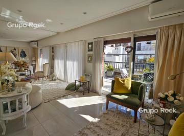 Departamento · 200ha · 5 Ambientes · 1 Cochera · 3 Suites, Terraza, Cochera
