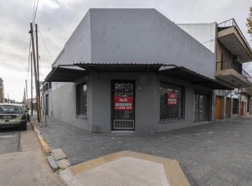 Local comercial · 128m² · Local Comercial: Excelente en Esquina Sobre Av Mitre - Villa Dominico