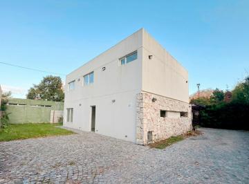Departamento · 80m² · 4 Ambientes · 2 Cocheras · Dúplex de Dos Dorm. en Gonnet