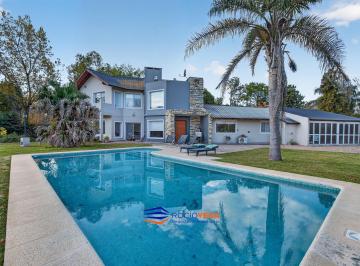 Casa · 308m² · 5 Ambientes · 2 Cocheras · Casa en Venta en Bosque Real General Rodriguez