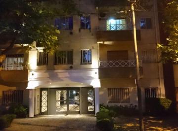 Departamento de 3 ambientes, Lomas de Zamora · Dto 3 Ambientes en Alquiler, Amenities, Cercano a Estación de Lomas de Zamora