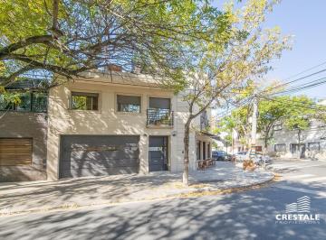 Casa · 180m² · 7 Ambientes · 2 Cocheras · Venta / Permuta - Casa 3 Dorm. con Local Comercial y Terraza - Abasto, Rosario.
