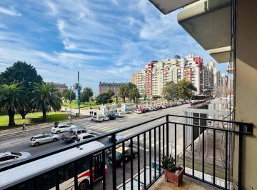 Departamento · 67m² · 3 Ambientes · Alquiler 3 Ambientes Departamento con Dependencia y Vista a Plaza Colon