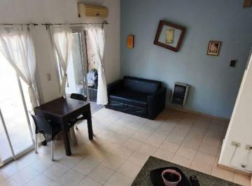 Departamento de 2 ambientes, Córdoba · Departamento Amueblado en Planta Baja con Patio Propio Muy Amplio y Luminoso.