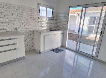 Casa · 143m² · 3 Ambientes · 1 Cochera · Casa en Parque Luro