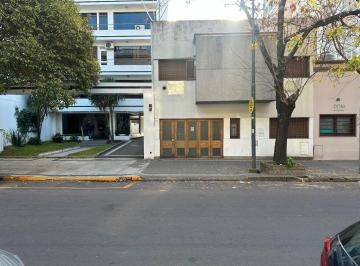 Casa · 110m² · 5 Ambientes · 1 Cochera · Casa - La Plata