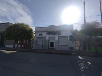 Casa de 8 ambientes, Córdoba · Vendo Local + Casa + Dpto