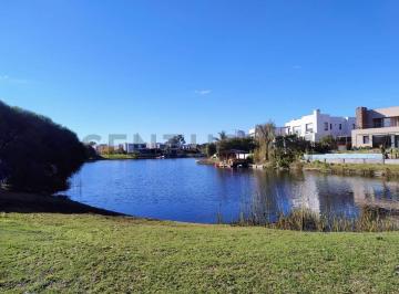 Terreno · 827m² · Lote Al Lago en Venta Barrio Los Lagos, Lote 97. Nordelta, Tigre.