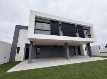 PH · 160m² · 4 Ambientes · 2 Cocheras · Duplex Premium a Estrenar en Solares de Manantiales