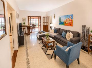 1 · Venta Casa 4 Ambientes en Villa Adelina