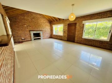 Foto1 · Alquiler Anual Sin Muebles Casa de 3 Dorm.