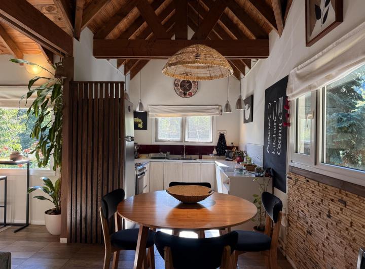 Casa · 104m² · 5 Ambientes · 1 Cochera