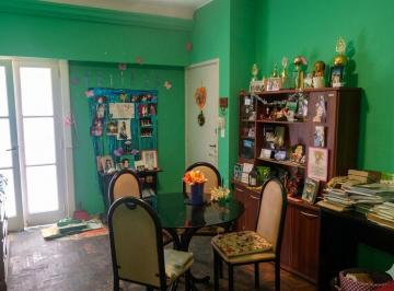 Departamento · 53m² · 3 Ambientes · Venta Depto 3 Amb + Patio - Apto Prof - Flores